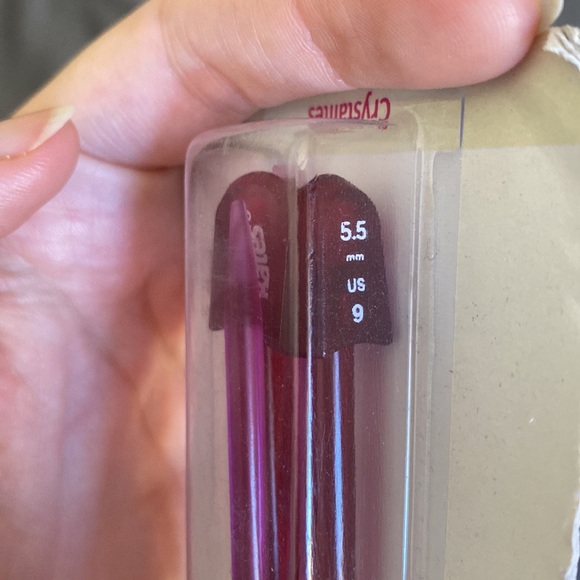 Set of Knitting Needles - Picture 3 of 5